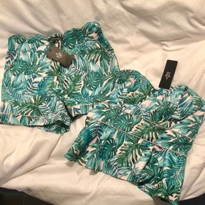 NWT! Palm Leaf Set